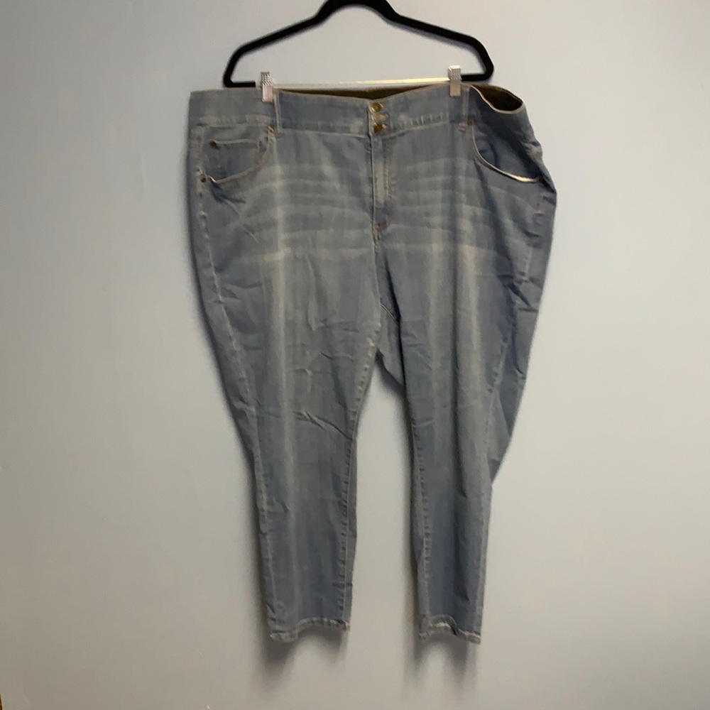 Light wash jeans